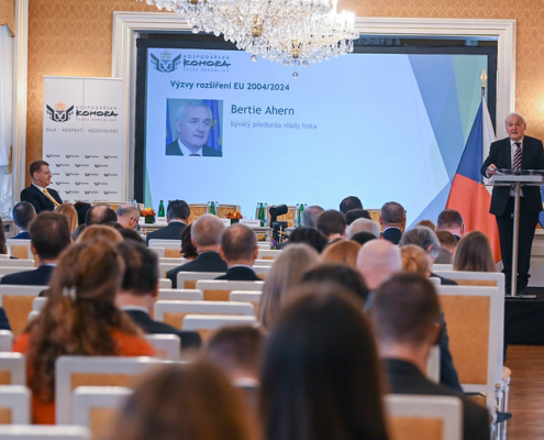 Bertie Ahern at 20th Anniversary of the Czech Republic accession to the European Union - 2